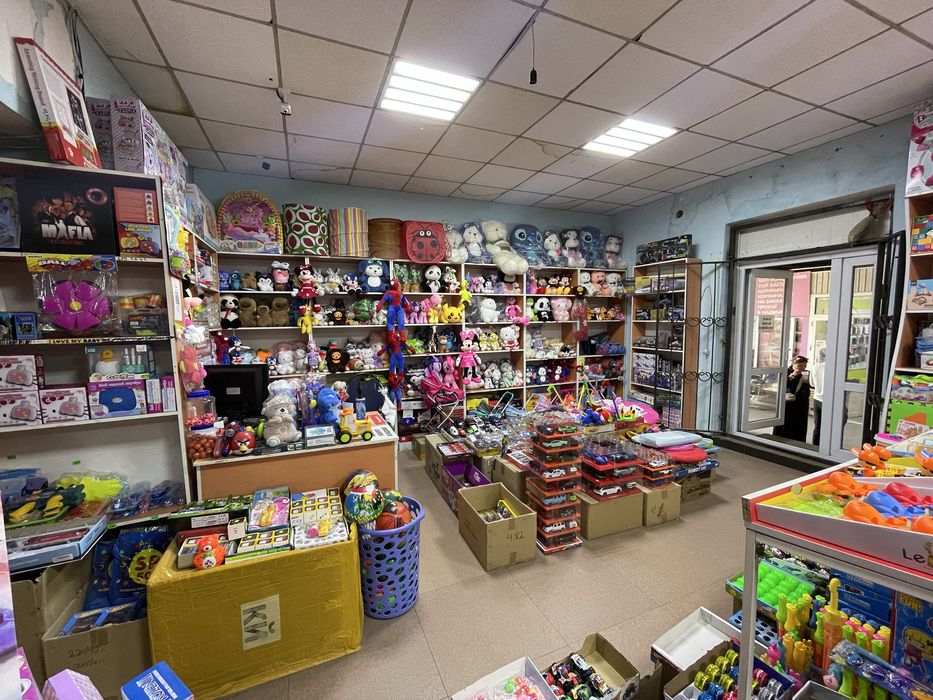 бутик арендага берыледы