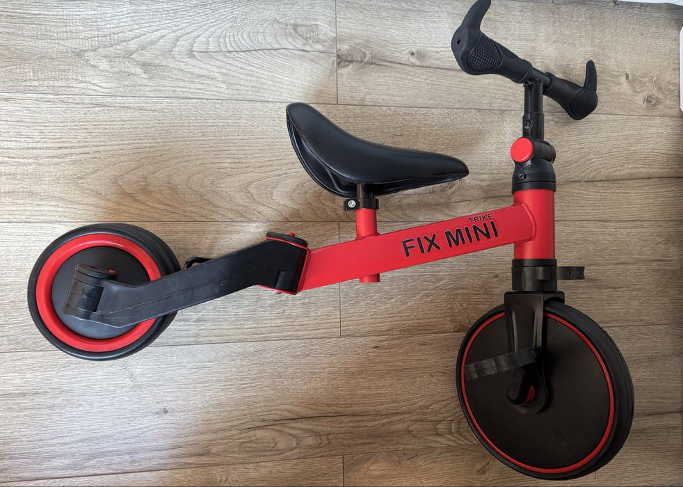 Tricicleta Trike Fix Mini 3-în-1
