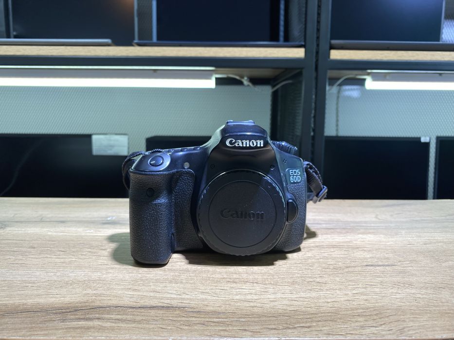Фотоаппарат Canon EOS 60D, 18 МП, 60 кадров/с, 10451/А10