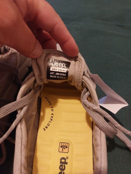 Adidași Jeep Originali