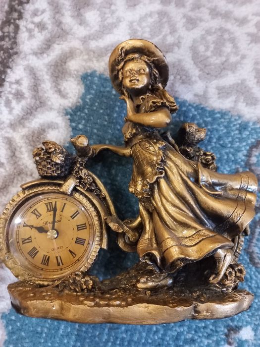 Часы настольные винтаж