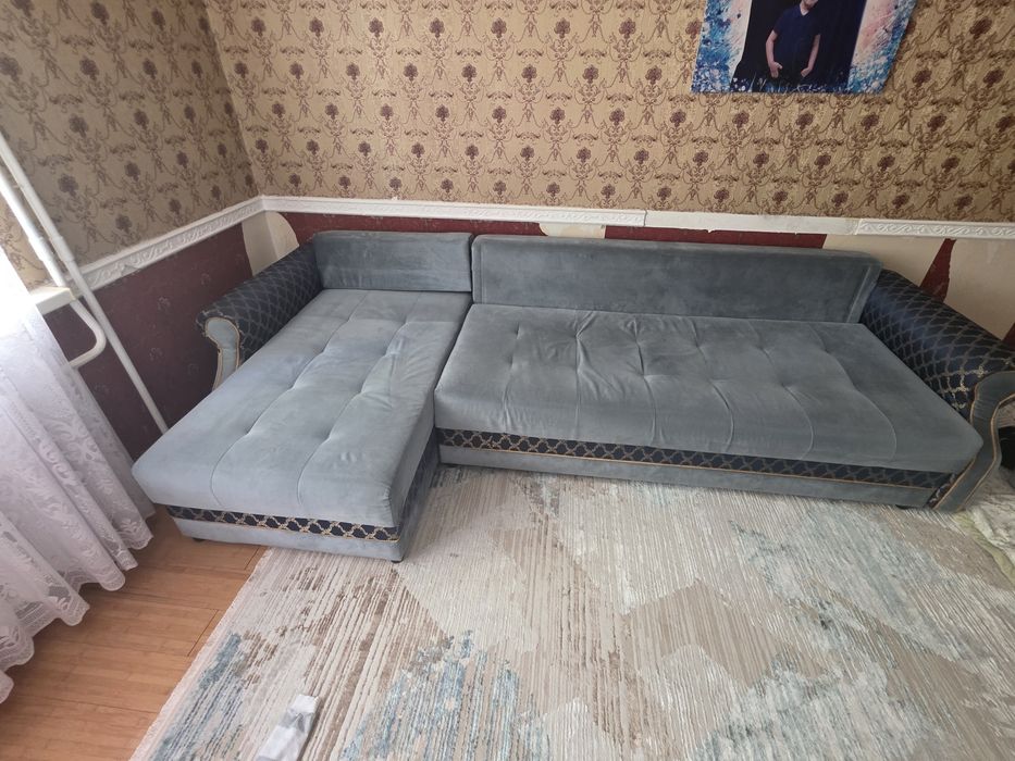 Продам раскладной диван есть доставка