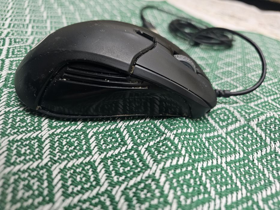 Мышка Logitech Клавиатура Striker