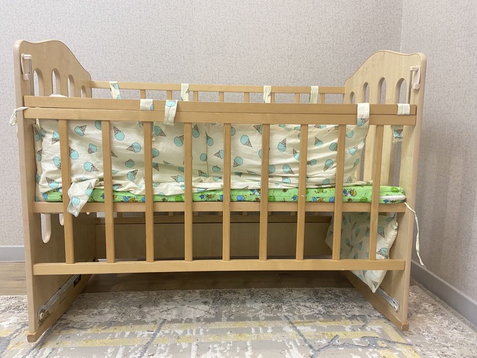 Продам детскую кровать