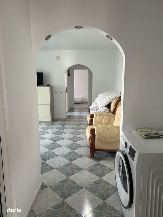 3 Camere,etaj 2 Centru