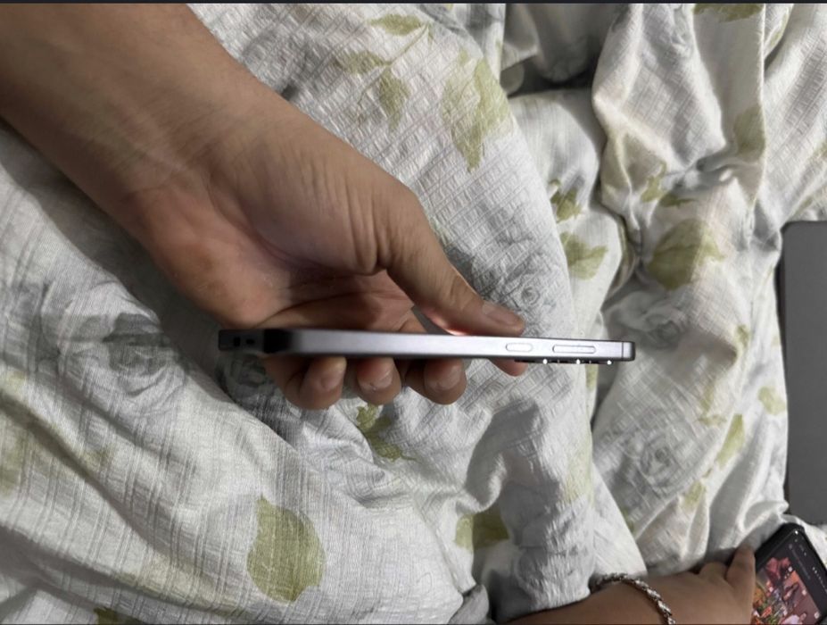 Самсунг С 24 (256)