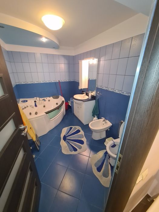 Apartament de inchiriat