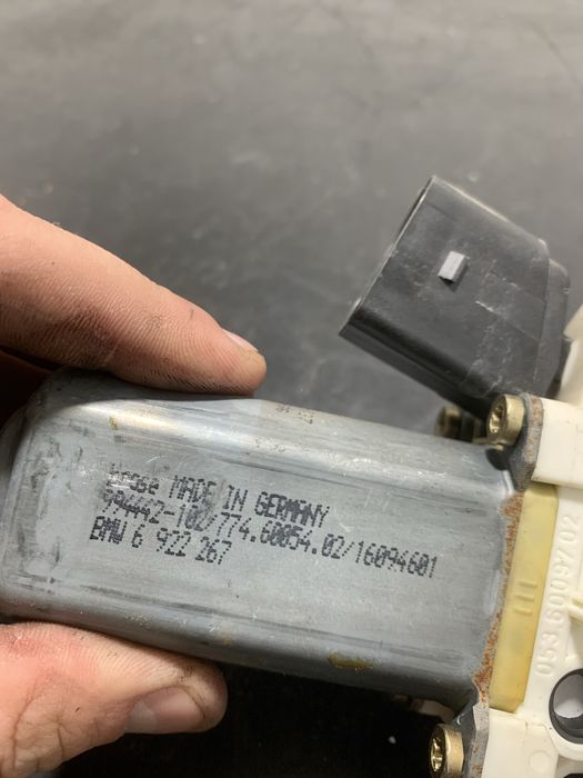 Motoras Geam stanga fata BMW Seria 5 E60 E61 | 6922267