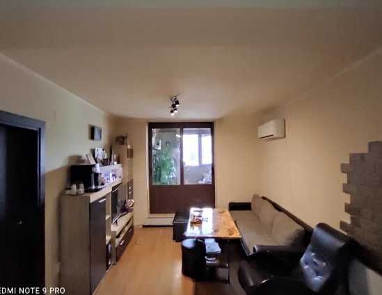 Дава се под наем Тристаен апартамент в Пловдив, Съдийски - 92 кв.м за 423.3 € - Снимка #1