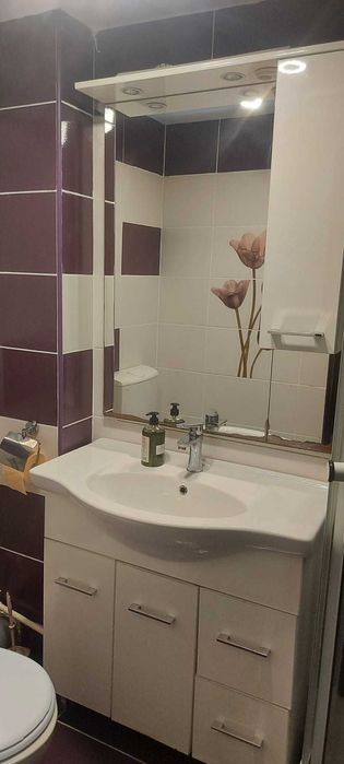 Închiriez garsonieră