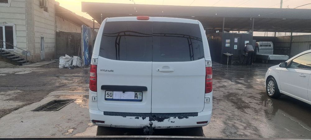 Hyundai starex sotiladi