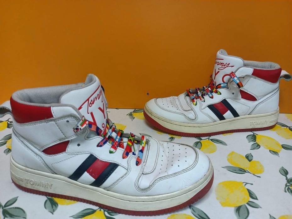 Tommy Hilfiger N 43 - 25 лв