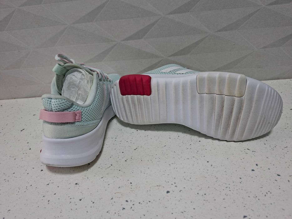 Adidasi adidas dama