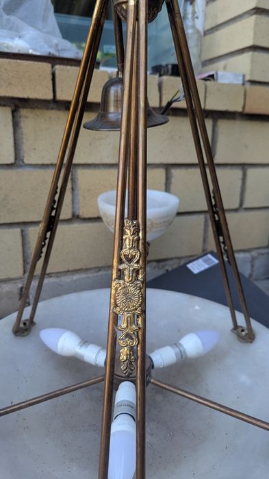 Продам люстры, производства Италия