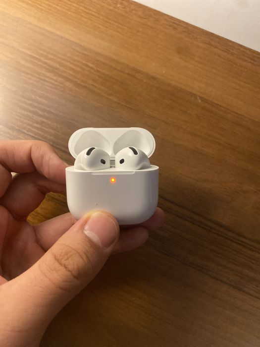 iphone 11 pro max 256gd+ Apple watch series 3 38mm+ airpods 4