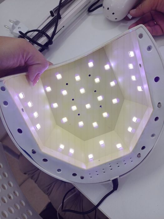 Продам LED-лампы для маникюра