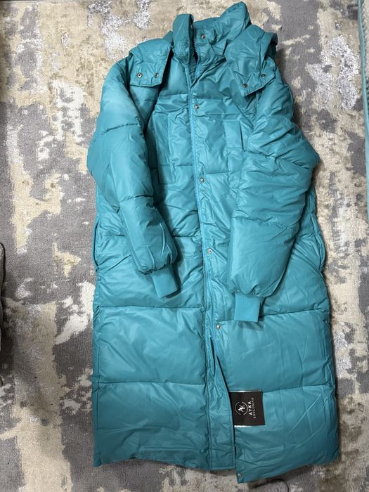 Продам пуховик-куртку НОВАЯ