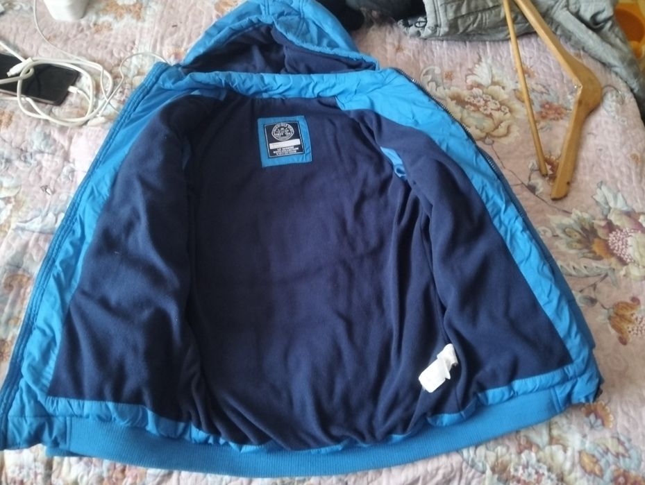 Весенняя куртка на 9-10 лет