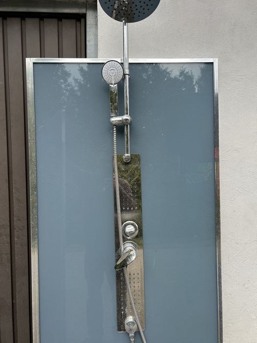 Cabina de dus - stare excelenta