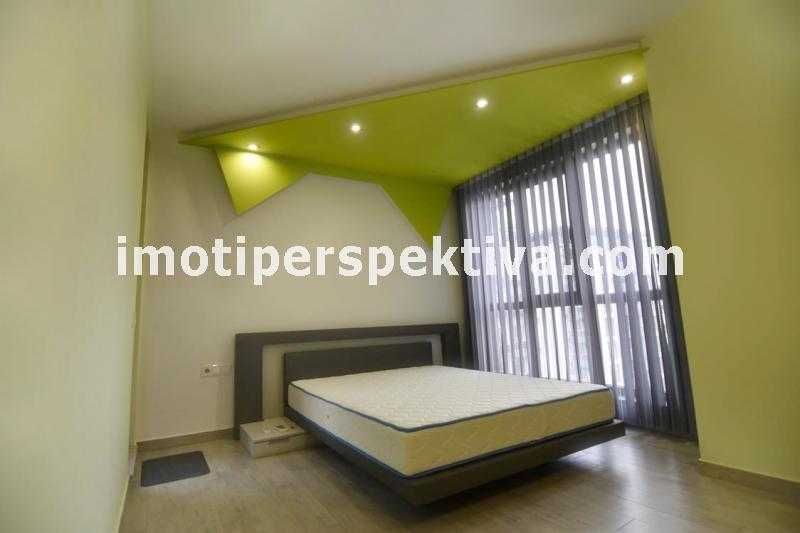 Продава се Тристаен апартамент в Пловдив, Кючук Париж - 100 кв.м за 2000 €/кв.м - Снимка #8