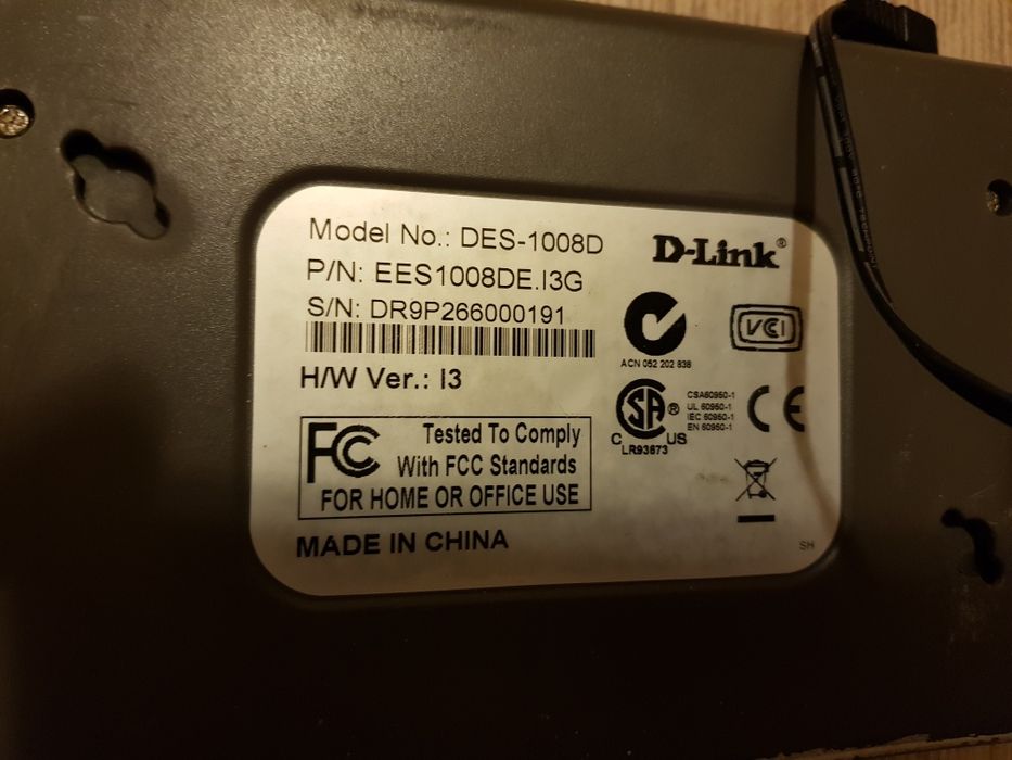 Switch D-LINK DES-1008D