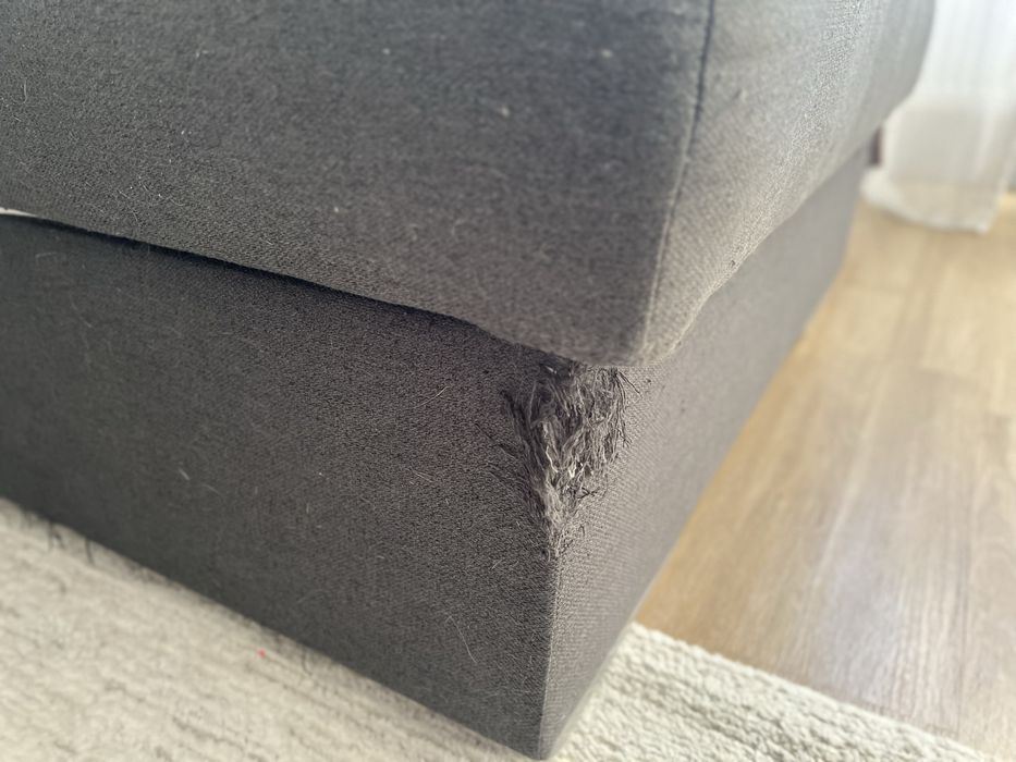 Canapea extensibila cu lada de depozitare