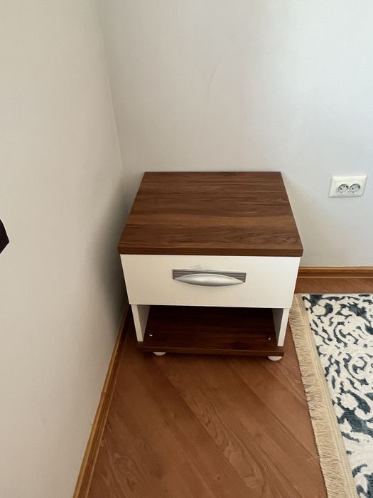 Продается подростковый белый гарнитур