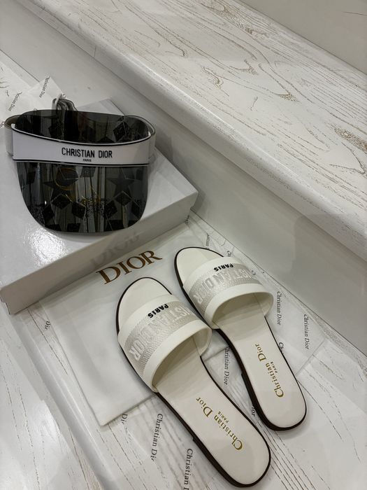 Original женская тапочка от Christian Dior