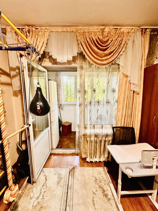Продам 3-х комнатную квартиру