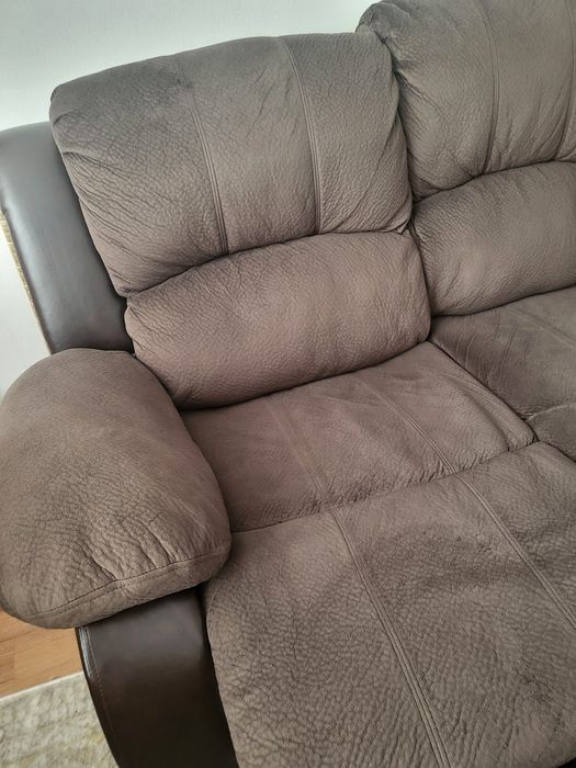 Canapea 3 locuri + fotoliu cu recliner Mobexpert