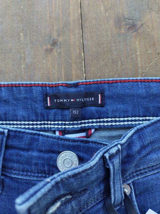 Детски дънки Tommy Hilfiger – нови с етикет, размер 152
