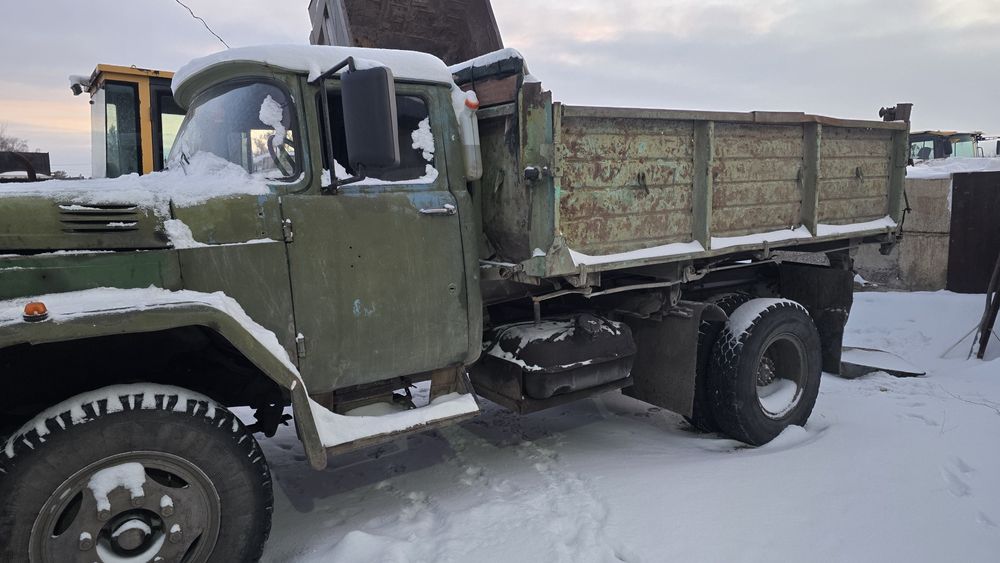 Продаю ЗИЛ 131 сельхозник