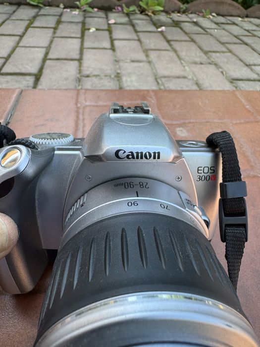 Aparate foto Canon