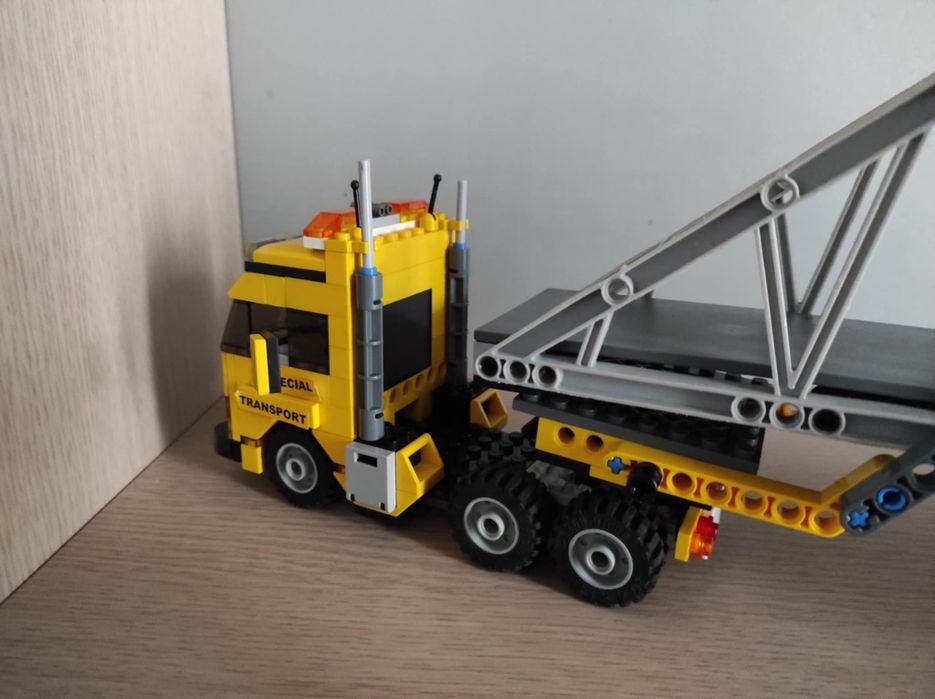 Lego City 7009 Тежкотоварен камион.