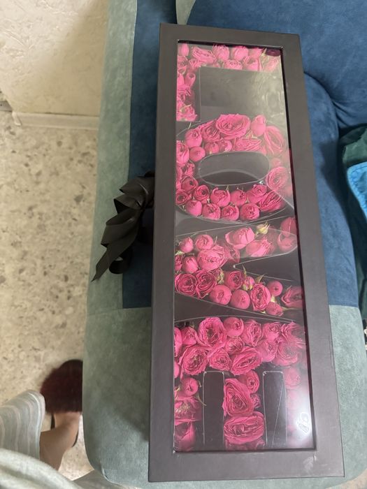 Букет розы в коробке 10000