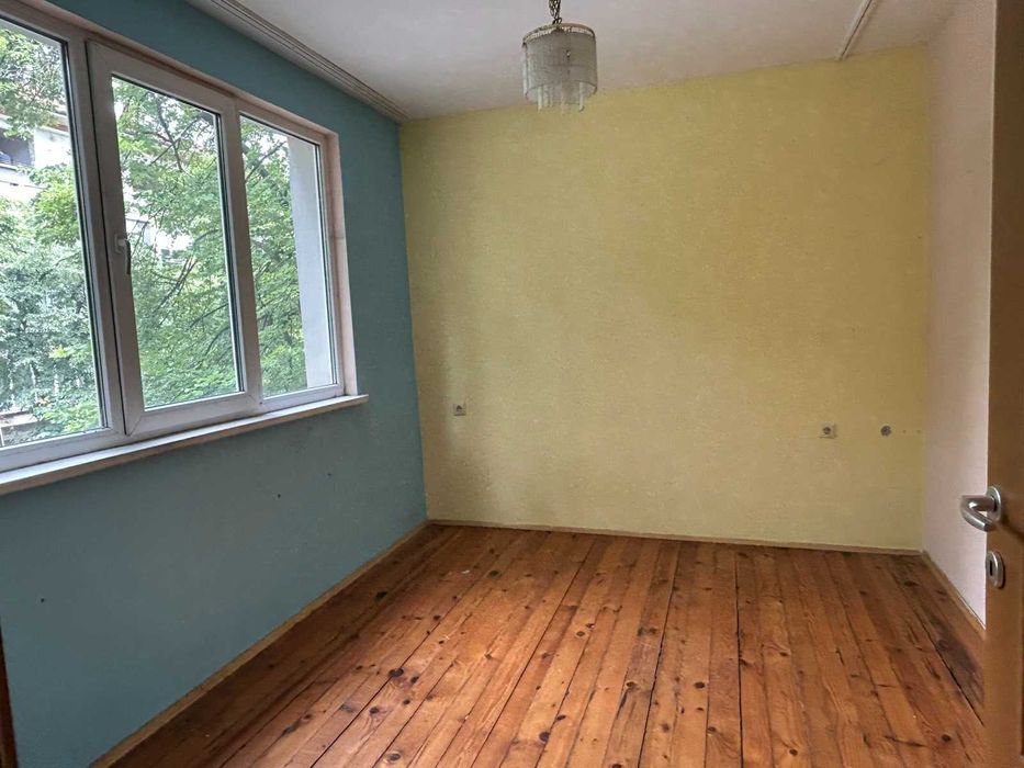 Продава се Тристаен апартамент в Стара Загора, Център - 90 кв.м за 1389 €/кв.м - Снимка #8