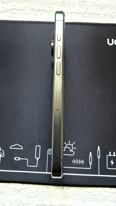 Продам iphone 15 pro 256gb