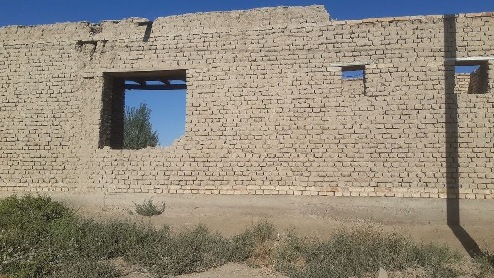 uy,uchastka 12 sotixli