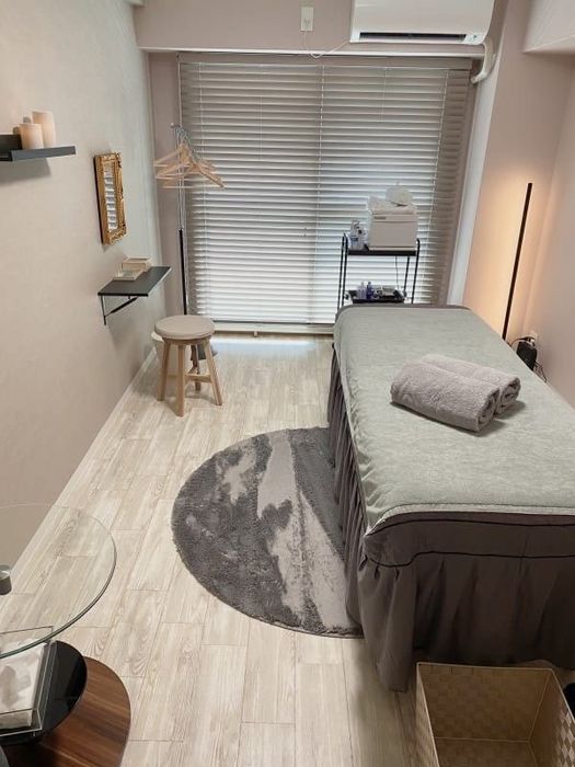 Профессиональный массажист