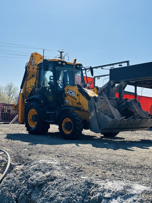 Услуги экскаватора-погрузчика JCB 3в1
