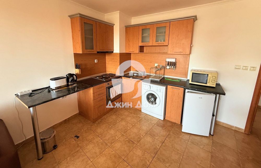 Продава се Тристаен апартамент в Свети Влас - 80 кв.м за 1375 €/кв.м - Снимка #3