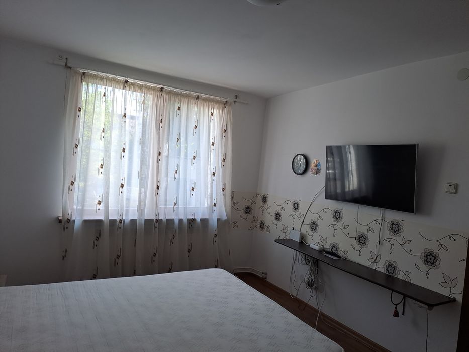 Închiriez  apartament 1 cameră  Precista