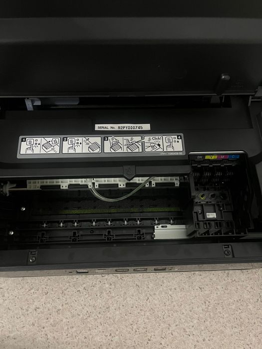 Продам принтер Epson workforce 2010