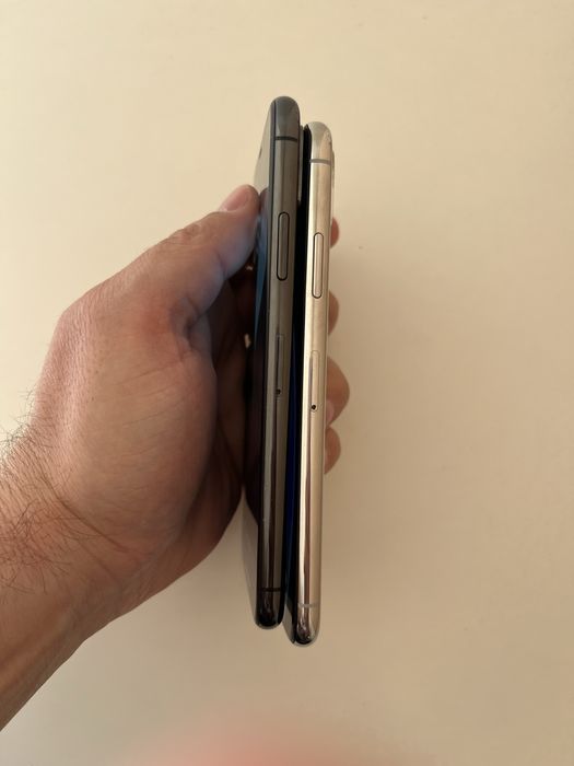 Iphone Xs 64GB черен и бял