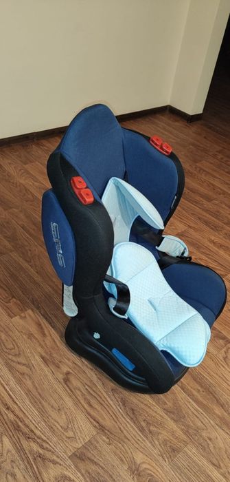 Продам автокресло Jupiter 10000