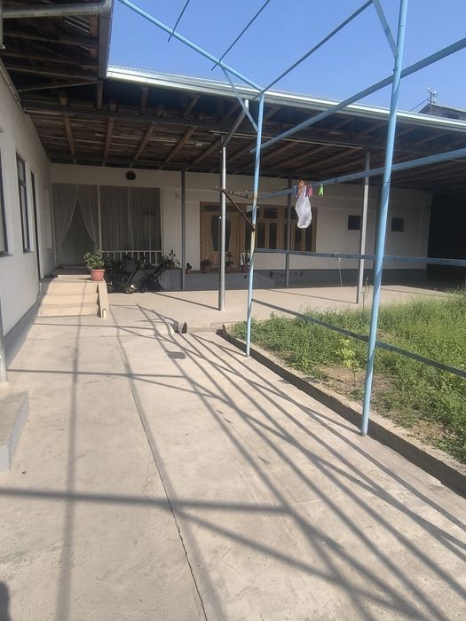 Raysentr mahallada 14 sotik