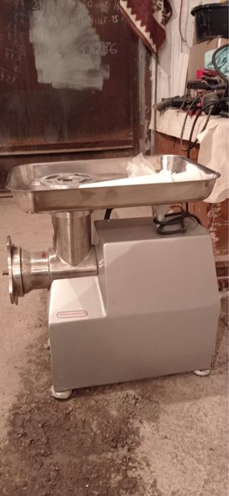 Мясорубка промышленая