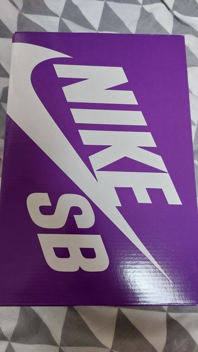 Nike Dunk Low SB Chicago