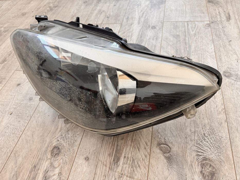 Far stanga bmw f20 2014