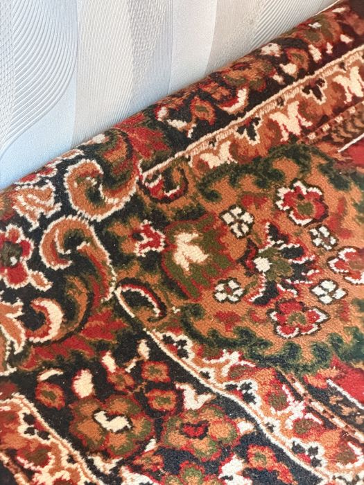 Ковер 180/260 б/у продается